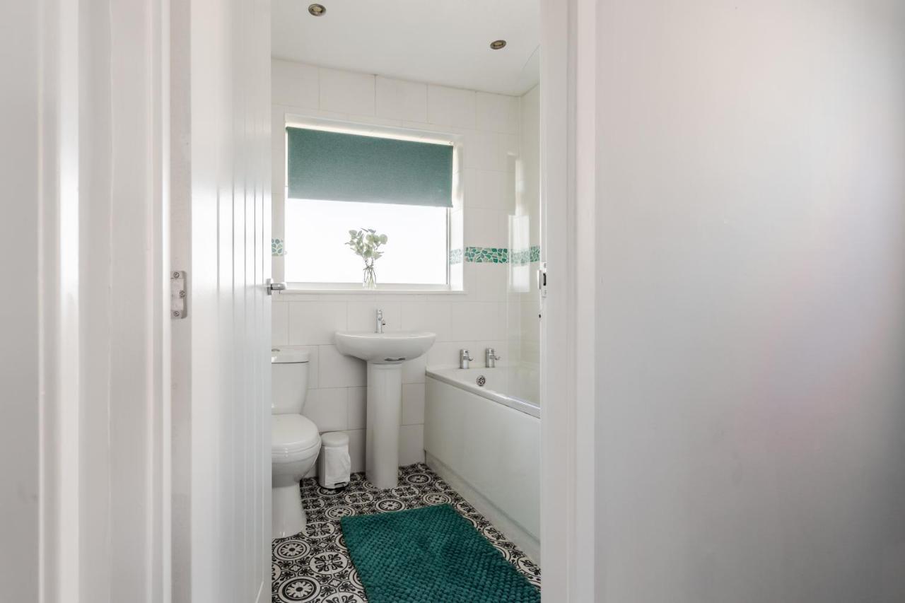 Curlew - 3 Bedrooms Wi-Fi, Parking, Contractors Thornton  Εξωτερικό φωτογραφία