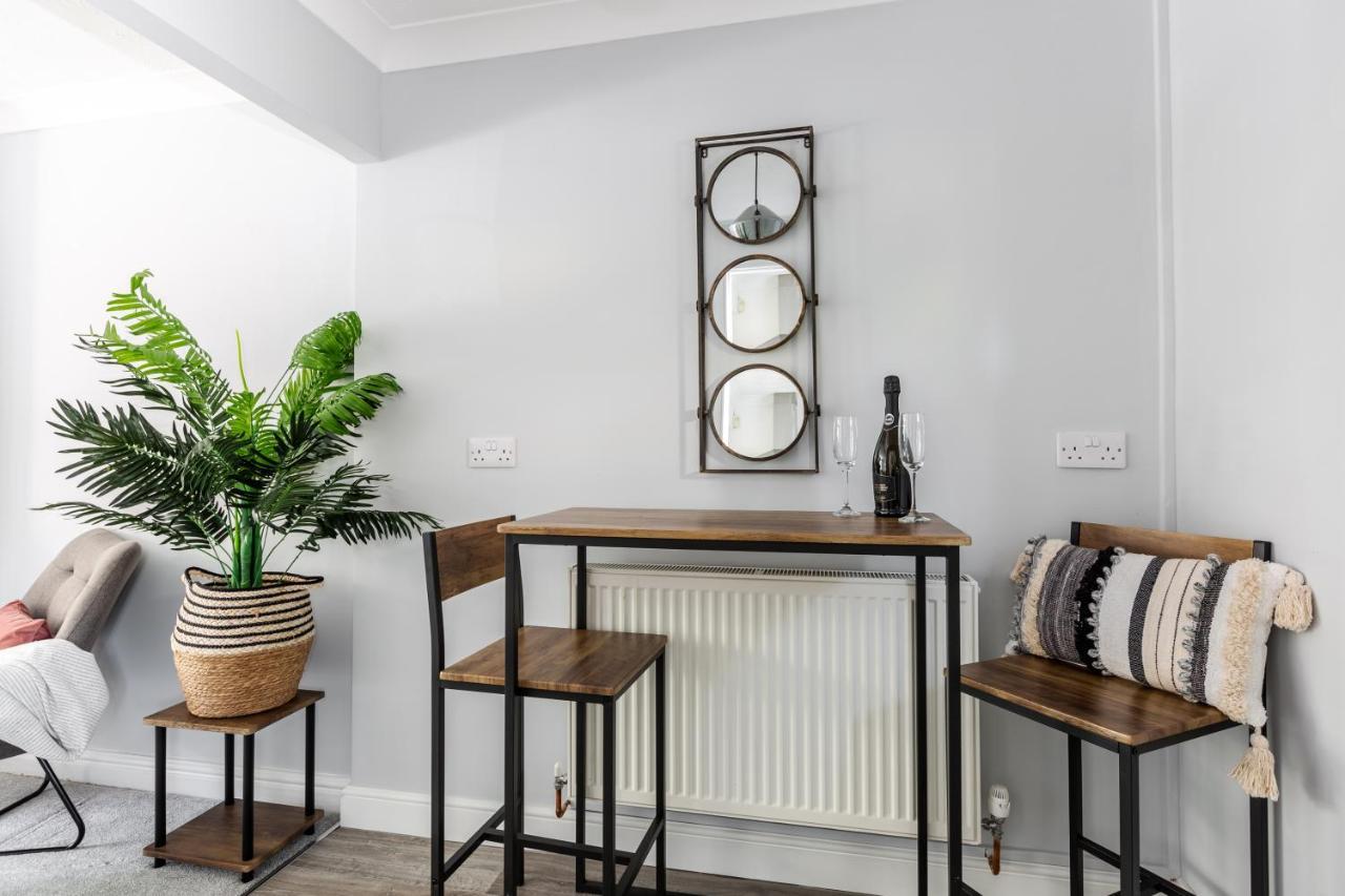 Curlew - 3 Bedrooms Wi-Fi, Parking, Contractors Thornton  Εξωτερικό φωτογραφία